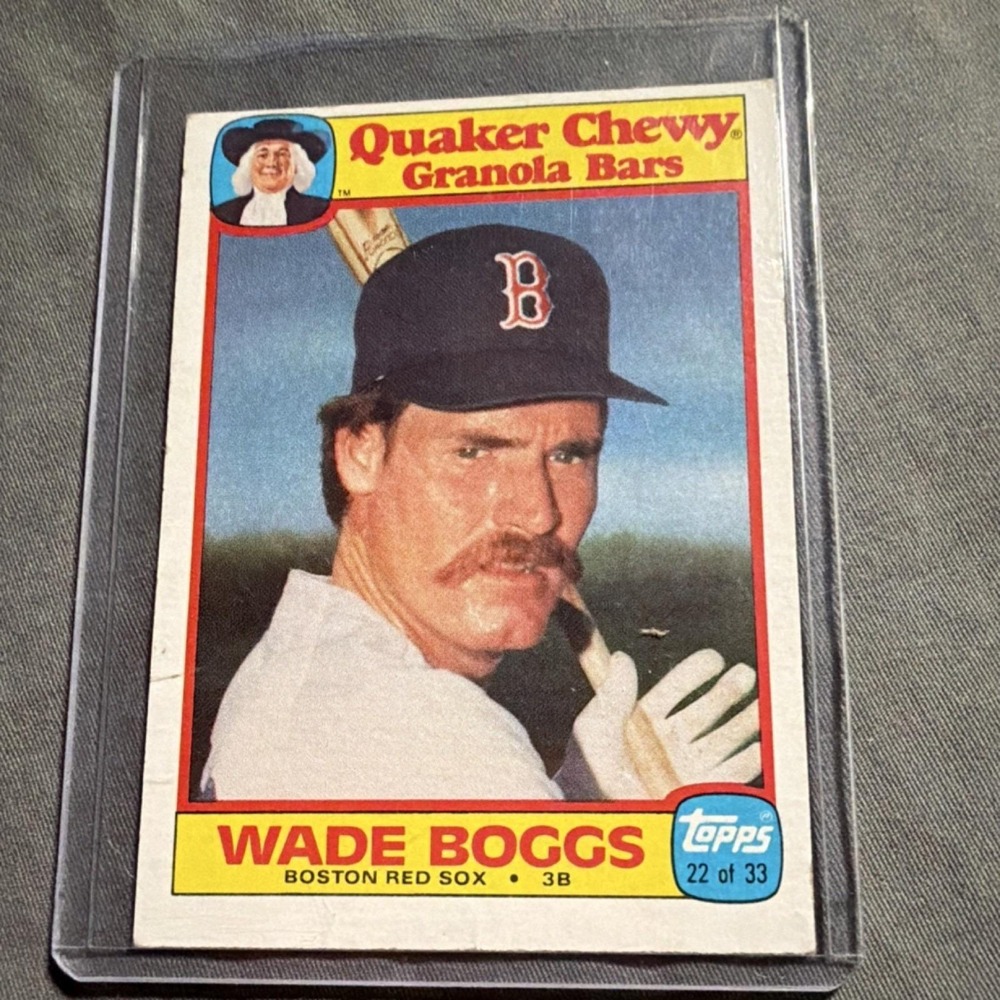 Topps 1986 Quaker Chewy Granola Bars Wade Boggs #22 Boston Red Sox Baseball Card